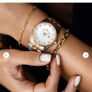 Abbott Lyon TWO TONE PEARL LINK BELGRAVIA 36 WATCH